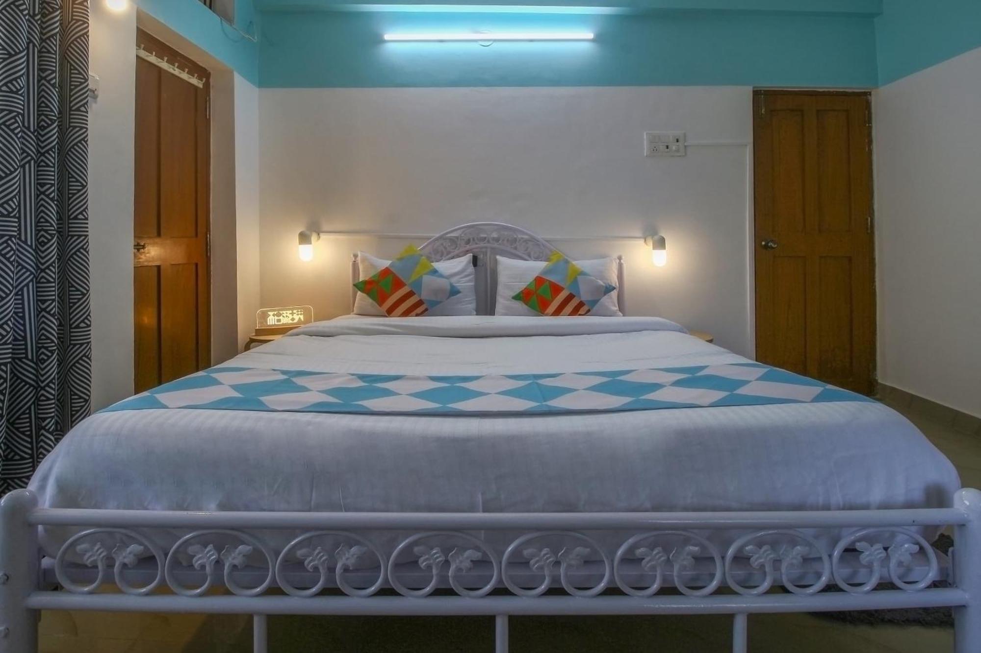 Hotel O Star Near 3*